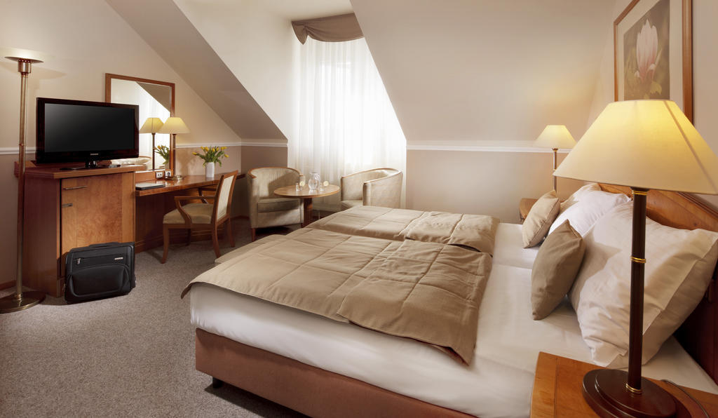 Dr. Adler Spa & Kurhotel Františkovy Lázně Szoba fotó