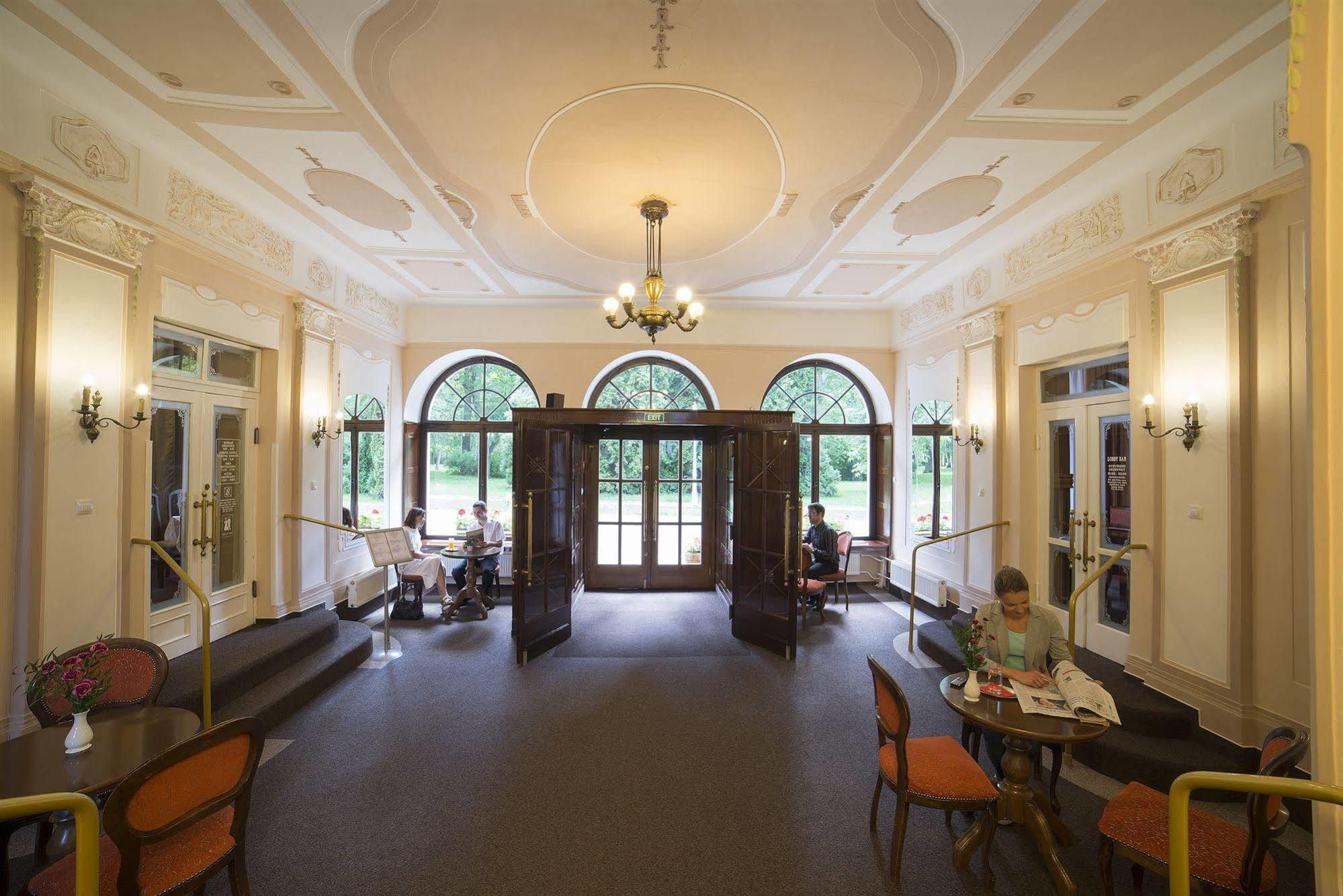 Dr. Adler Spa & Kurhotel Františkovy Lázně Kültér fotó