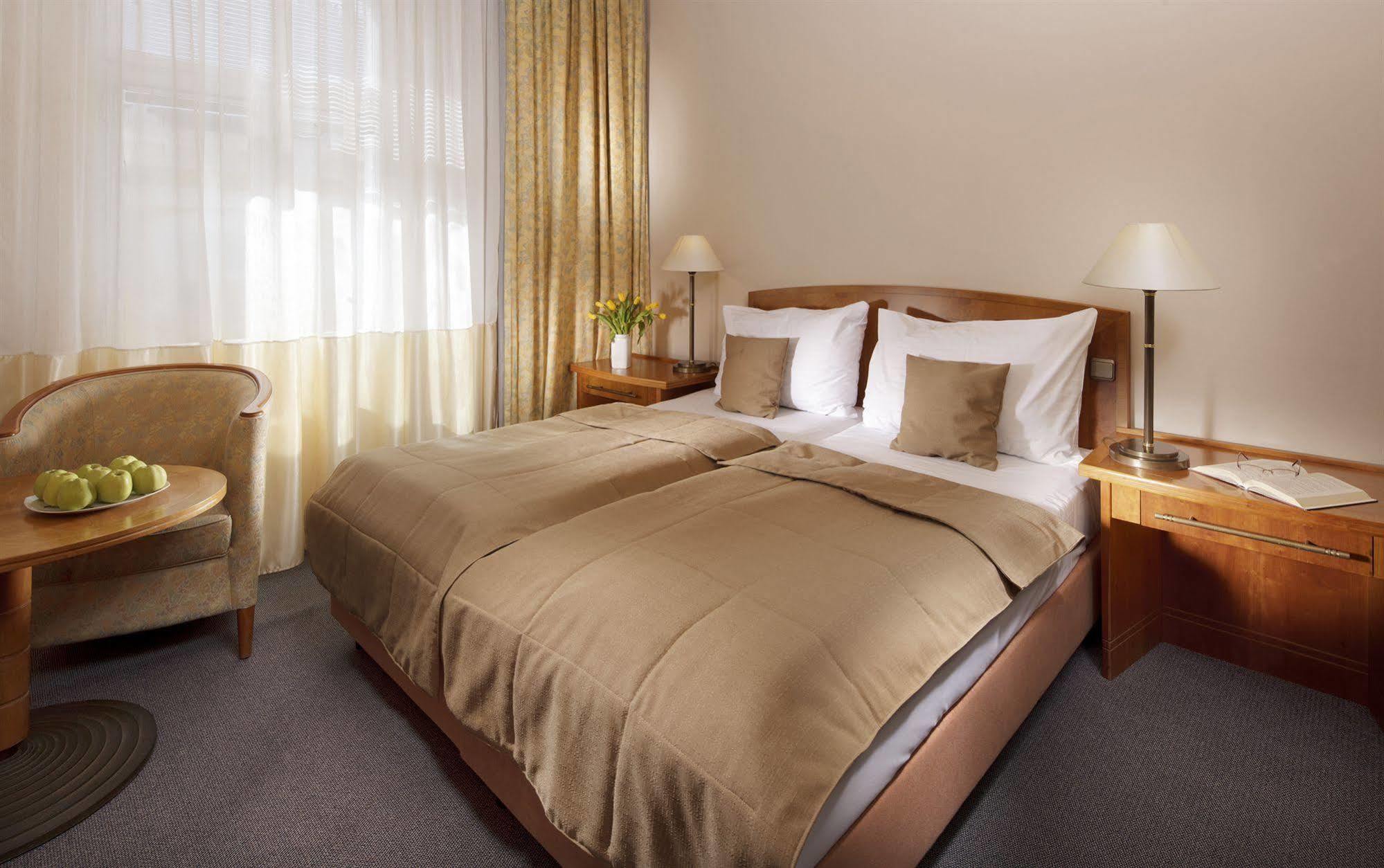 Dr. Adler Spa & Kurhotel Františkovy Lázně Kültér fotó